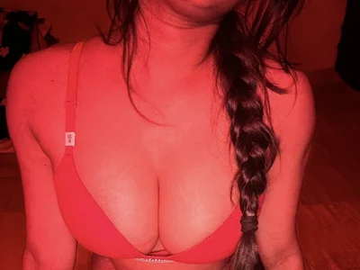 KissNTease