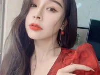 HU131452's webcam live show