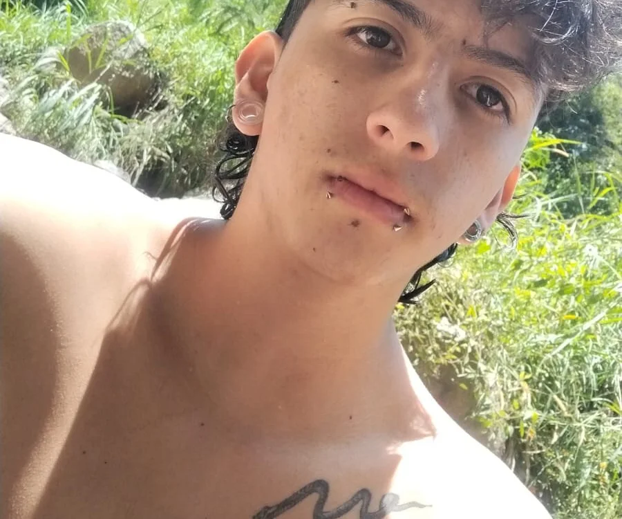 Chat +18 off-line de DaniiFoxx