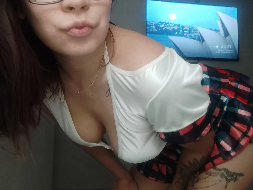 yanet_mi4's Offline Chat Room