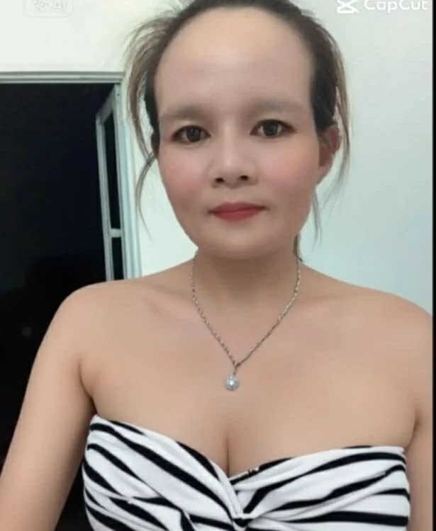 SullyShow69 Chat XXX Ngoại tuyến