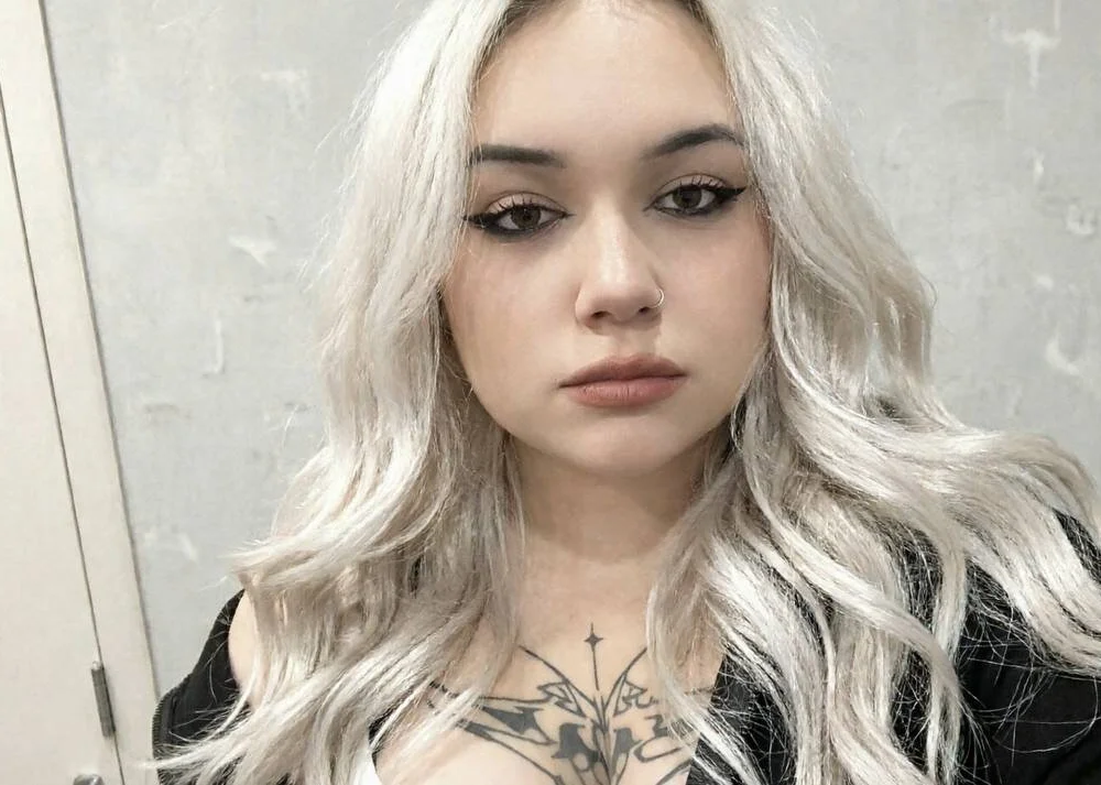 Mona_Dream: офлайн-секс-чат