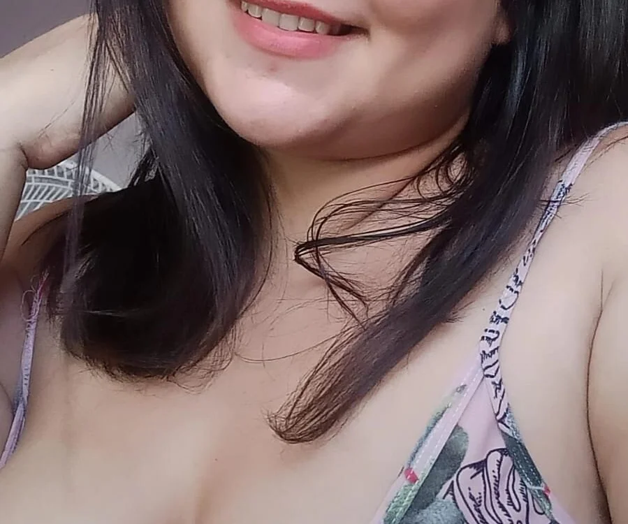 CinnamonCookiez offline XXX-chat