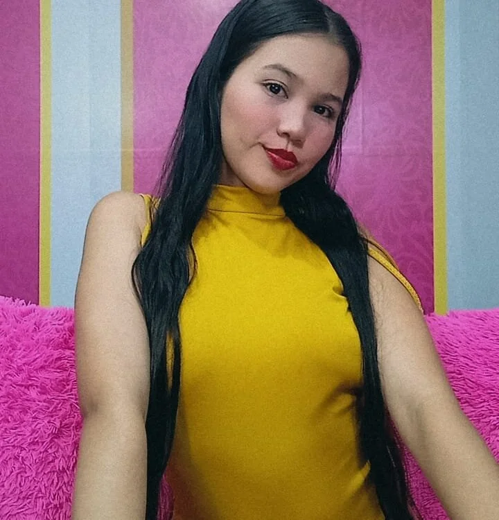 emma_clarke_ 离线XXX聊天