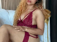 CurlyMamii's webcam live show