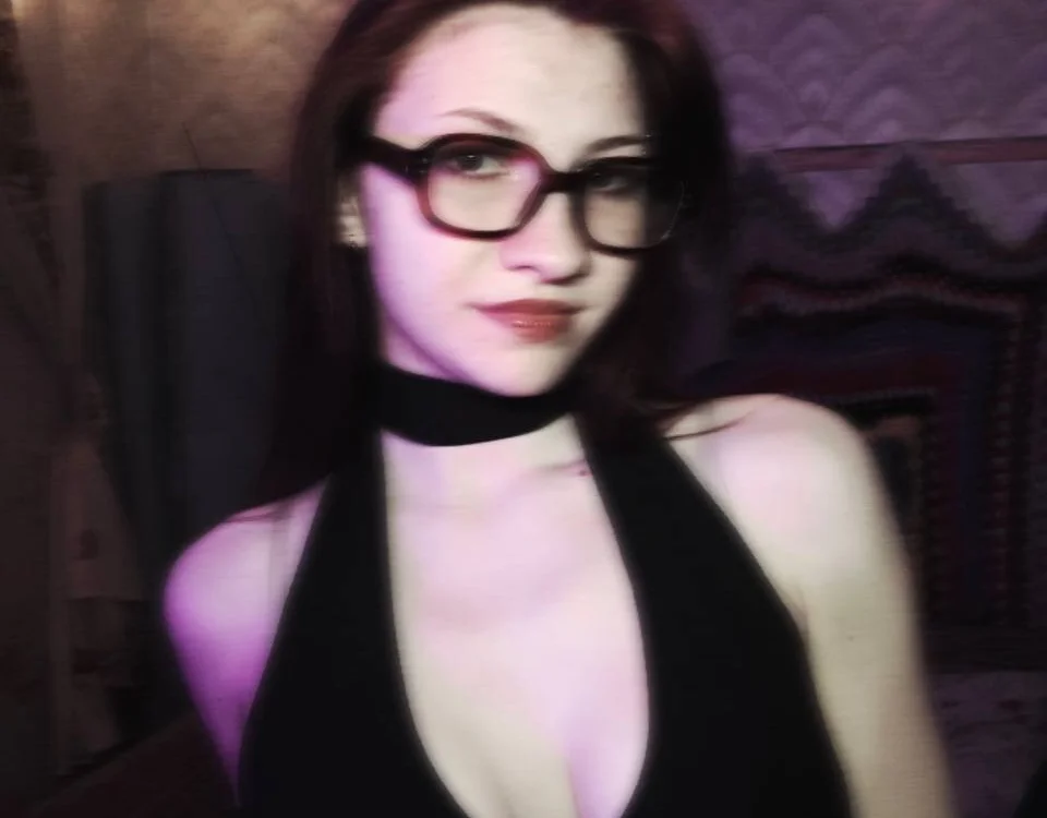 دردشة Kitty_meow__ الجنسية دون اتصال