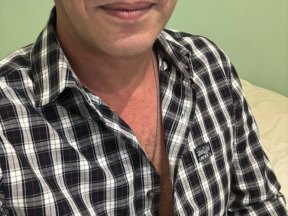 KingSnoop_dxb Adlı Modelin Çevrimdışı XXX Sohbeti