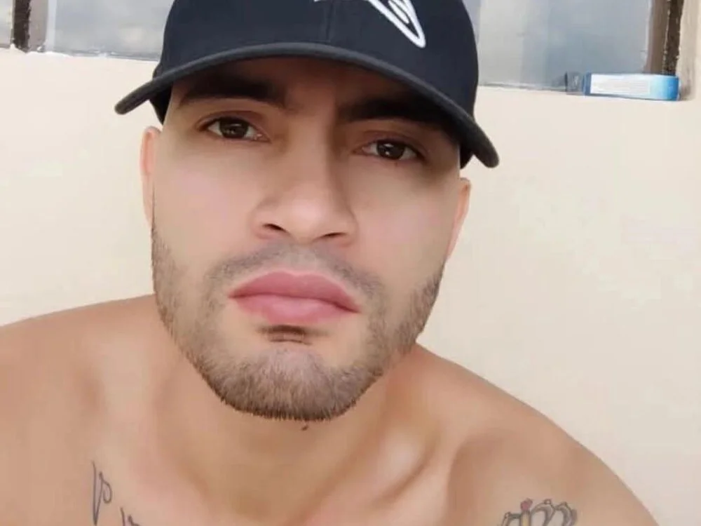 diamon123ESTE offline XXX-chat