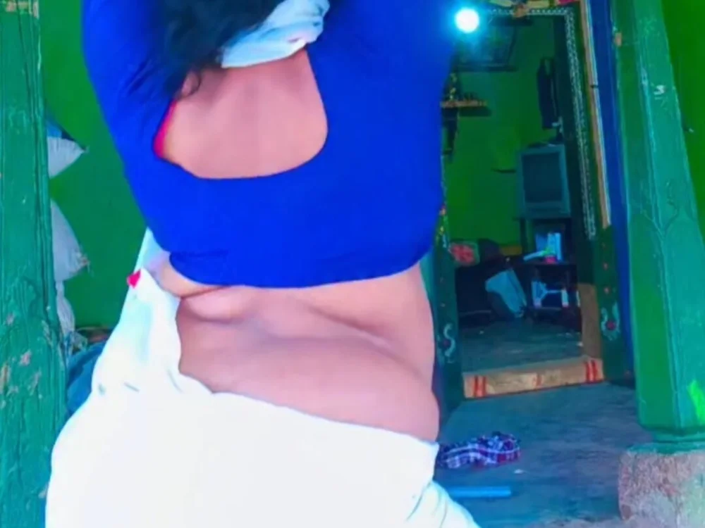 curvy_manisa's Offline XXX Chat