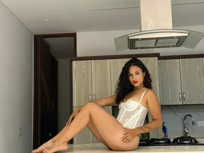 Scarlett_Rose_7
