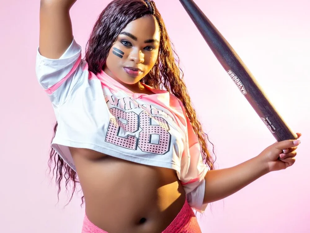 دردشة SophieSinclair الجنسية دون اتصال