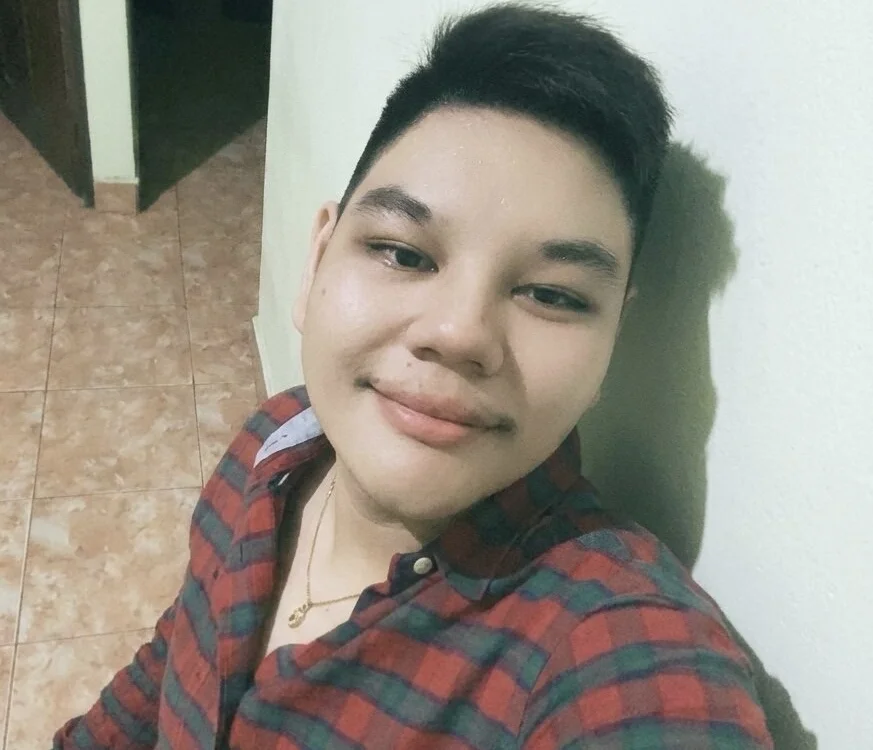 Gremyllo2002 offline XXX-chat