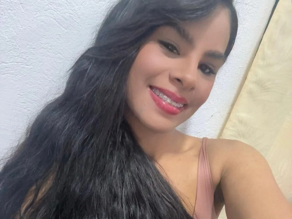 Chatroom XXX hors ligne de NikolRose