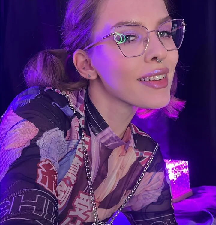 Офлайн-чат XXX cutie_sensei