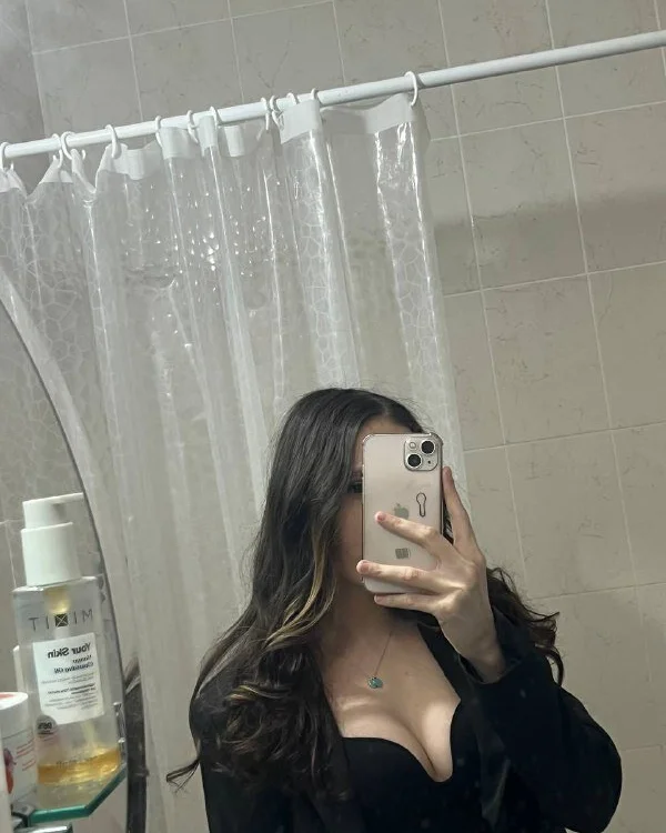 saces_love's Offline XXX Chat