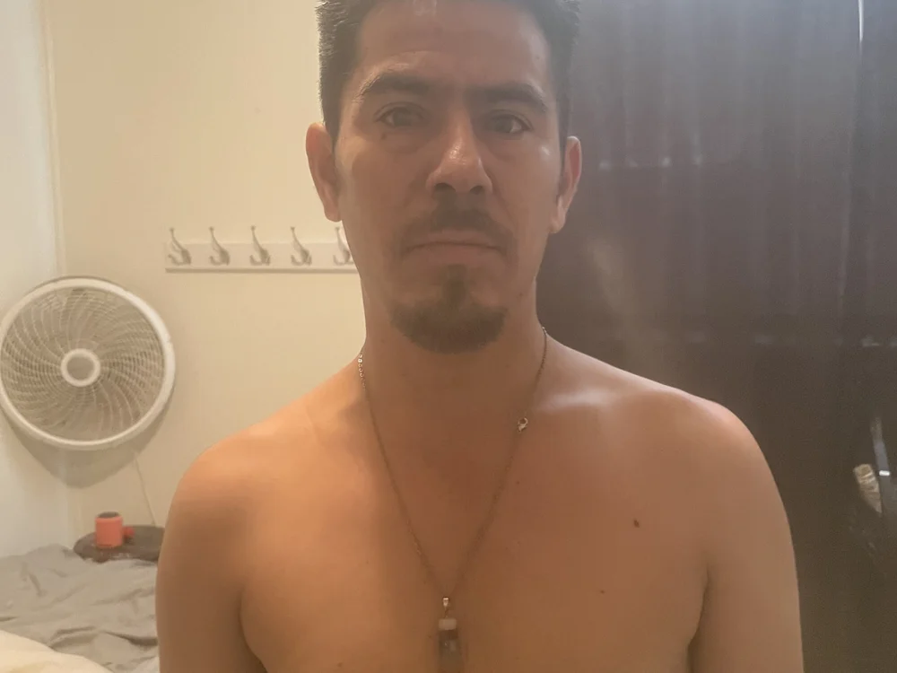 latinlover1986's Offline XXX Chat