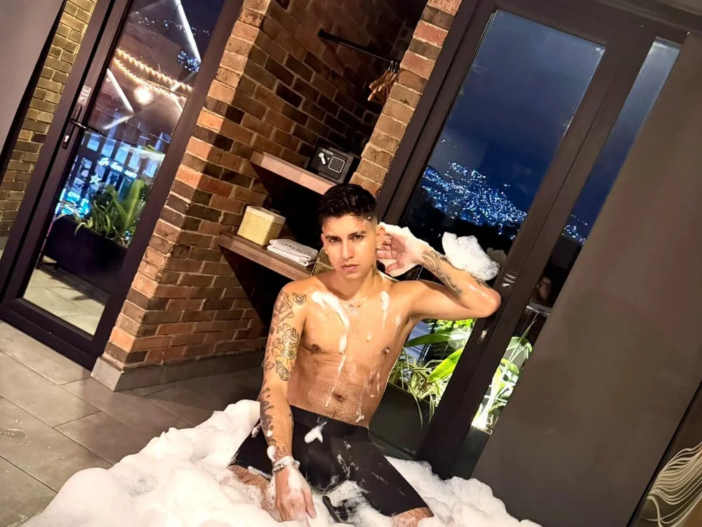 masdimitrix's Offline XXX Chat