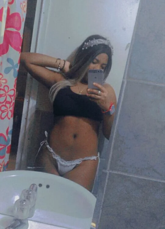 Zoe_ebony74 offline chatrum
