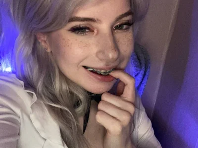 Snowy_lisa - Girl 