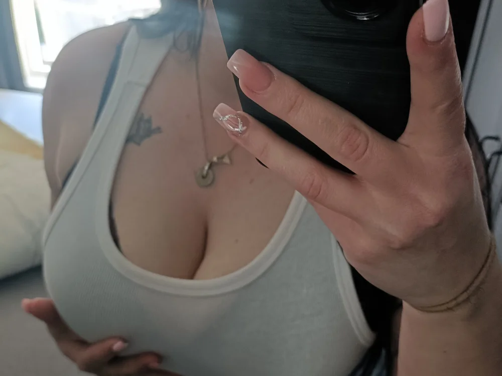 miss_horny31 offline XXX-chat