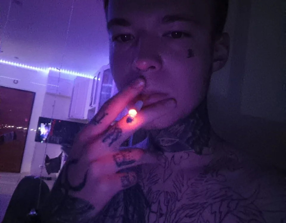 BelleAdam_: офлайн-секс-чат