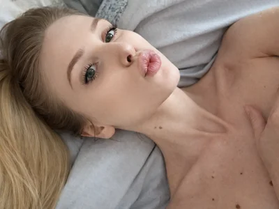 Ruby_666: офлайн-секс-чат