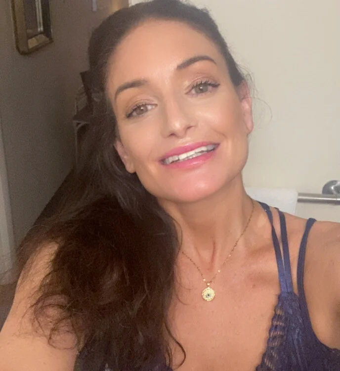 RoxxannaFoxy offline XXX-chat