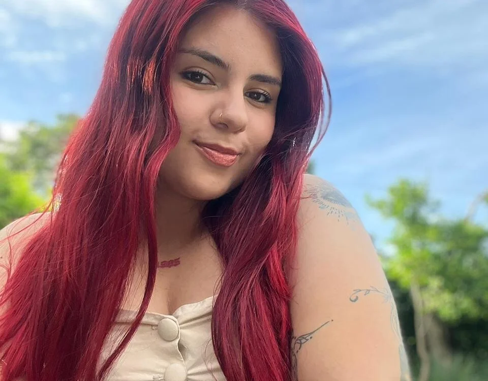 redbombom18's Offline XXX Chat