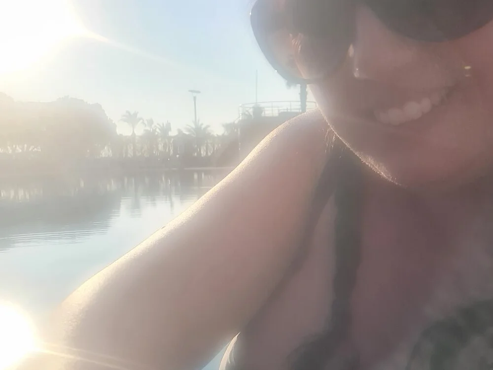 Chat +18 off-line de Enchanting-Elena