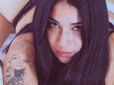 Hadid_Jimenez_ profile