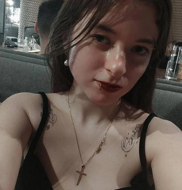 SophieVayne cover photo
