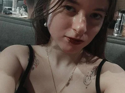 SophieVayne - Girl 