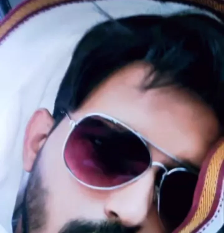 Karan616199's Offline XXX Chat