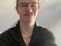 YoungSebi webcam thumbnail