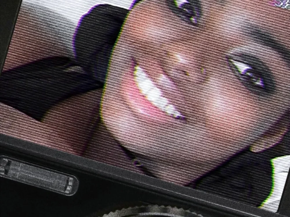 Brown_Bhunnie's Offline Chat Room