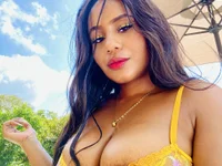 Модель AlisonHoot69