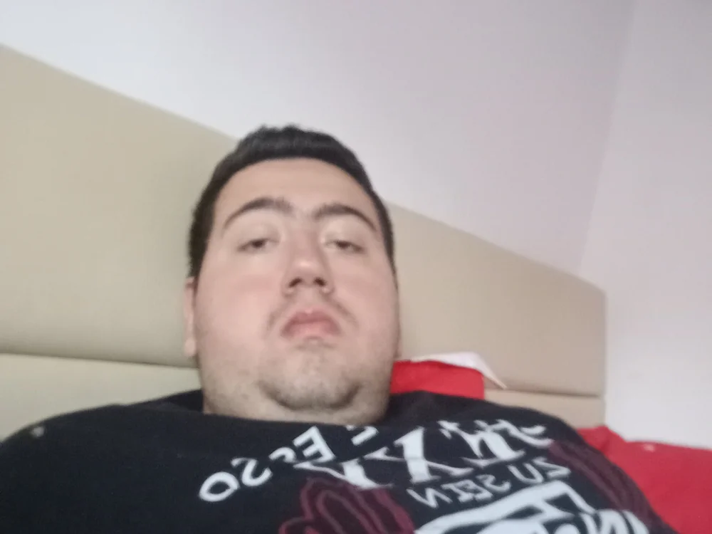 LeachedRelish's Offline XXX Chat