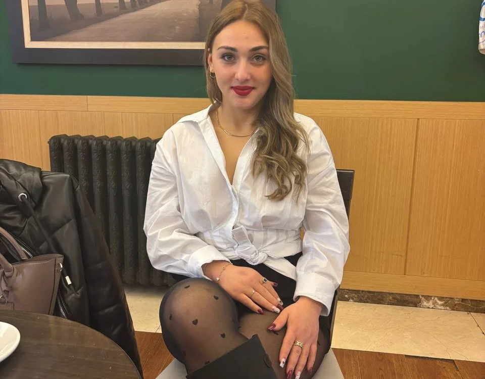 OrianaNorth: офлайн-секс-чат