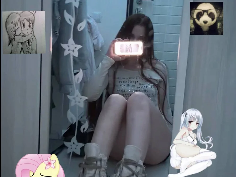 Offline XXX chat LucyWeekend