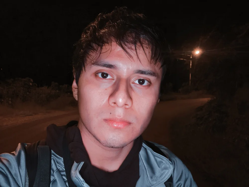 Alexor_Master_3000 Adlı Modelin Çevrimdışı XXX Sohbeti