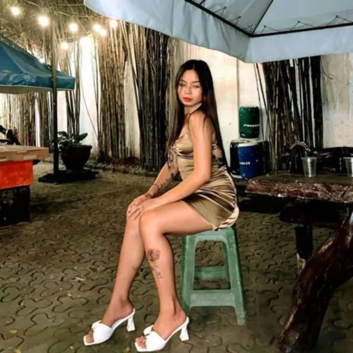 Lars_the_Goddess Obrolan XXX Offline