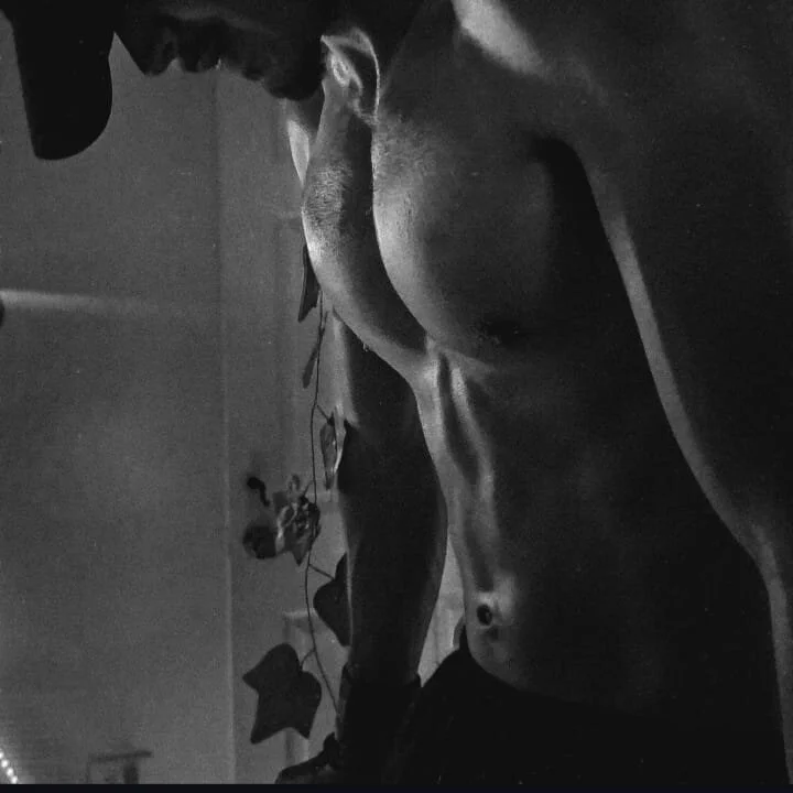 NicolaiKarav's Offline XXX Chat