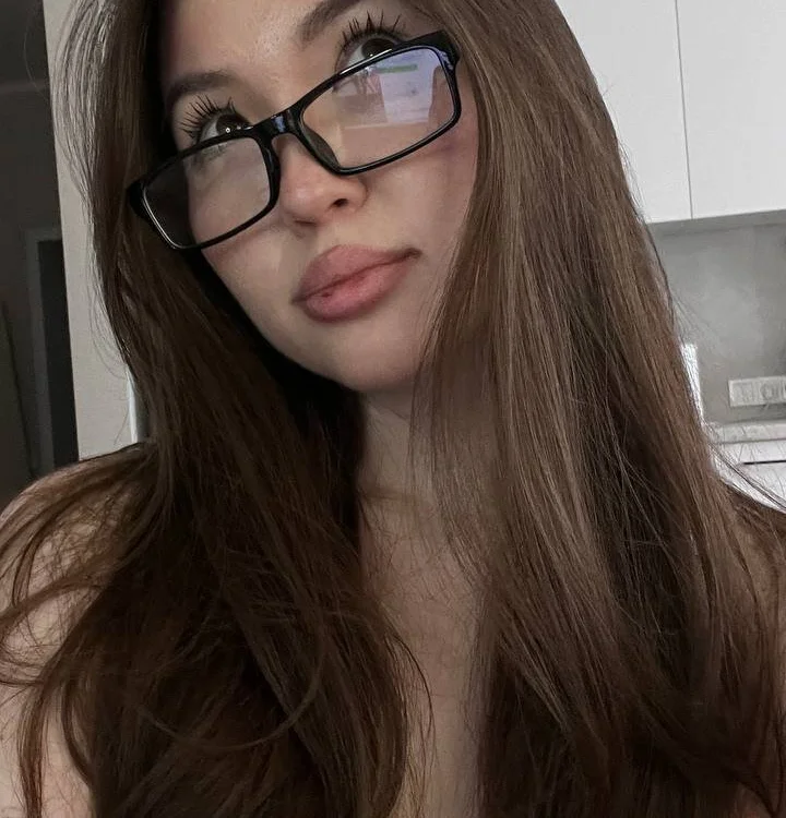 sweety_vixen's most recent online preview