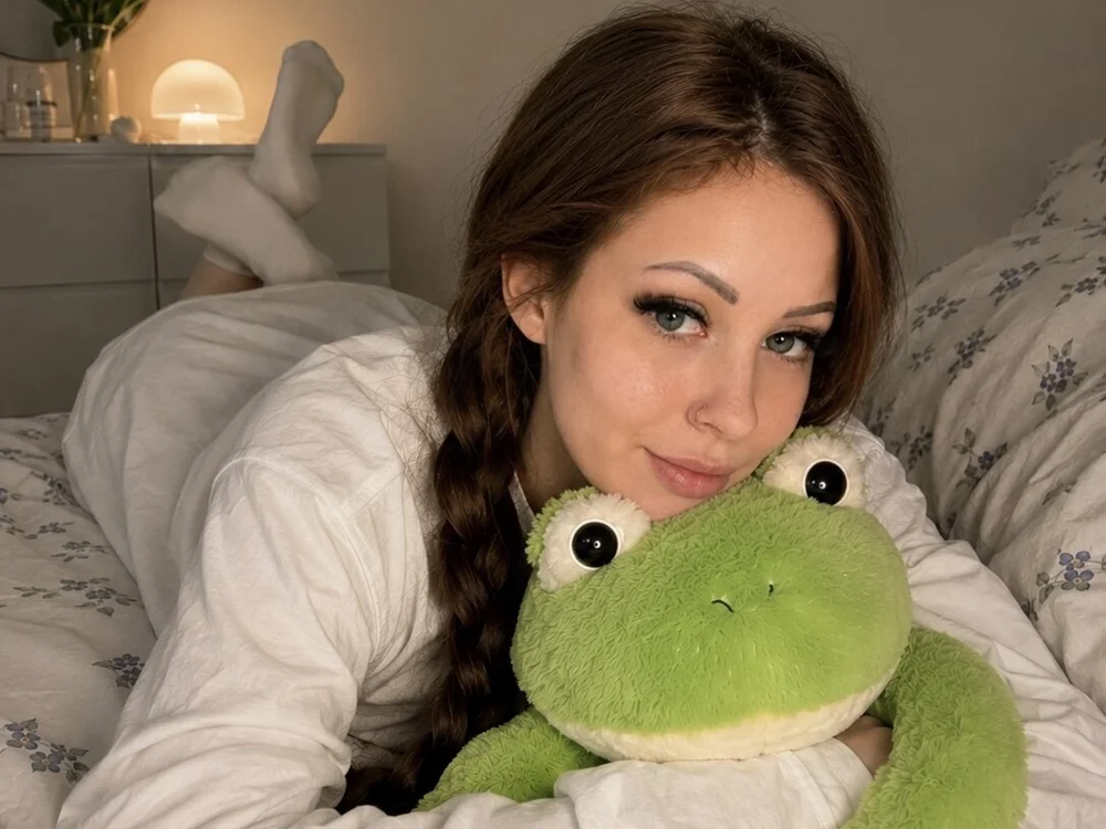 FroggyHanna 오프라인 XXX 채팅