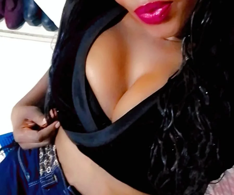 DiosaDeHebano Offline XXX-chat