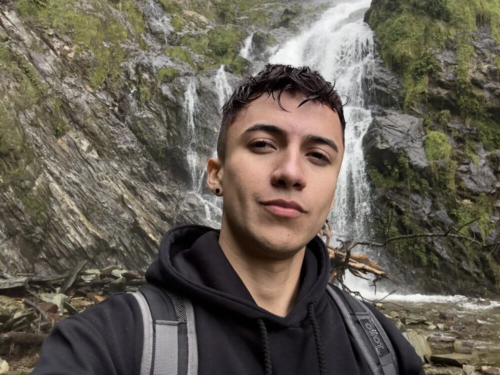 Chat +18 off-line de Mike_Benelli