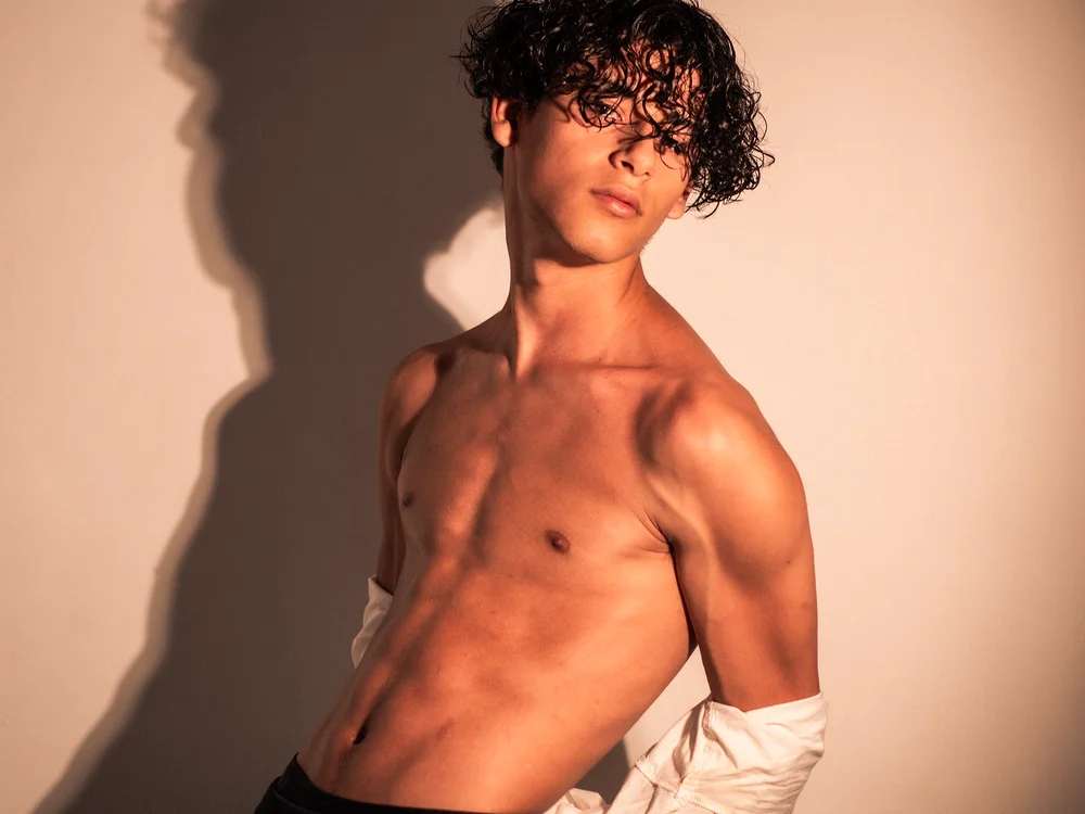 FelimWhite: офлайн-секс-чат