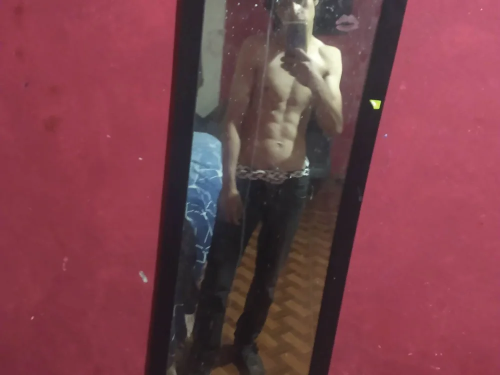 neythselen6969 অফলাইন XXX চ্যাট