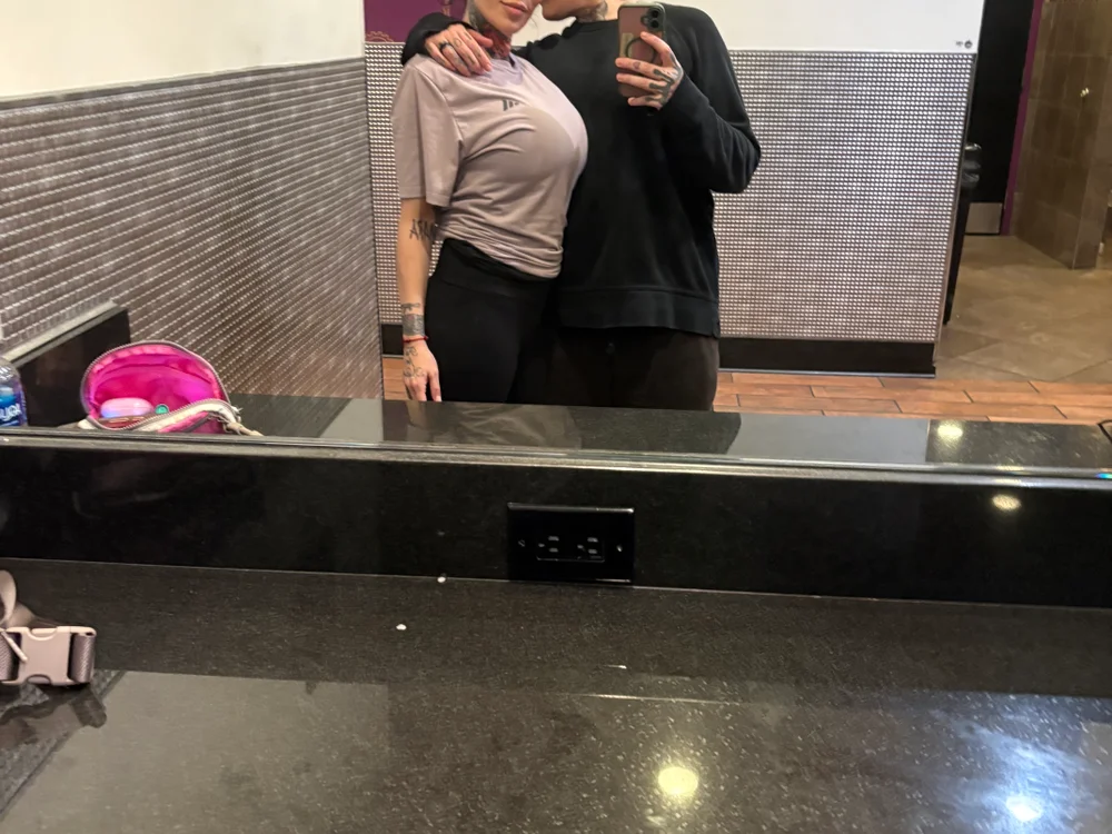 inkdmagz Offline XXX-Chat