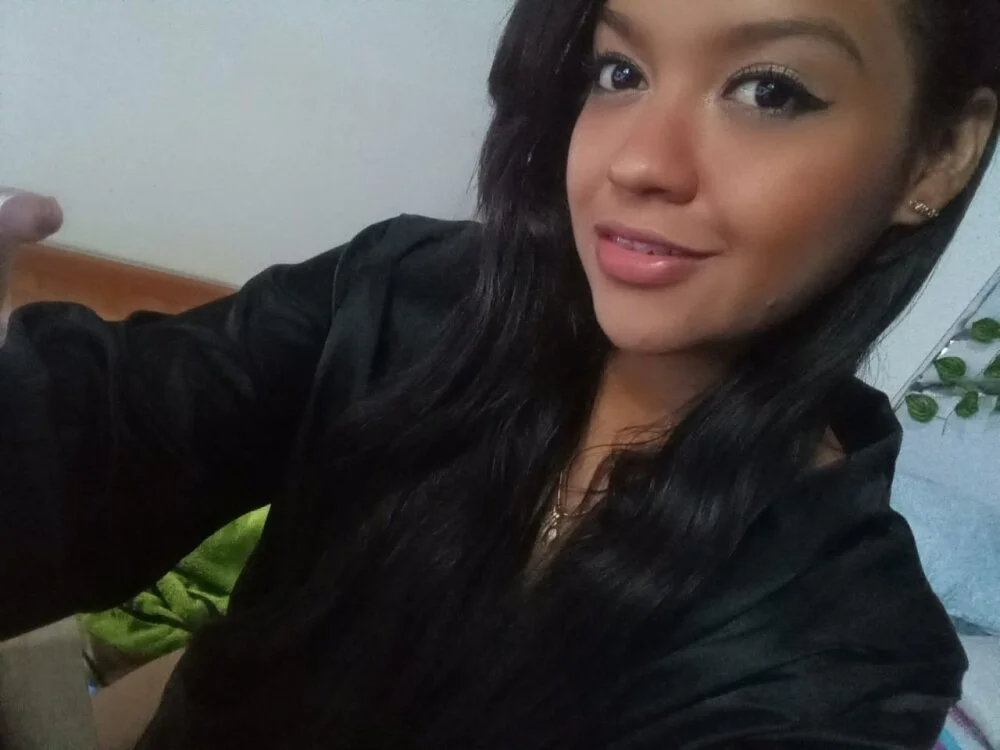 Offline XXX chat slutty_hotwife